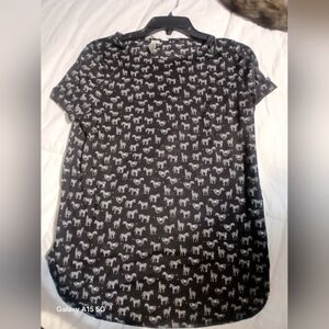 Womens Zebra top! Size M. Somewhat sheer.